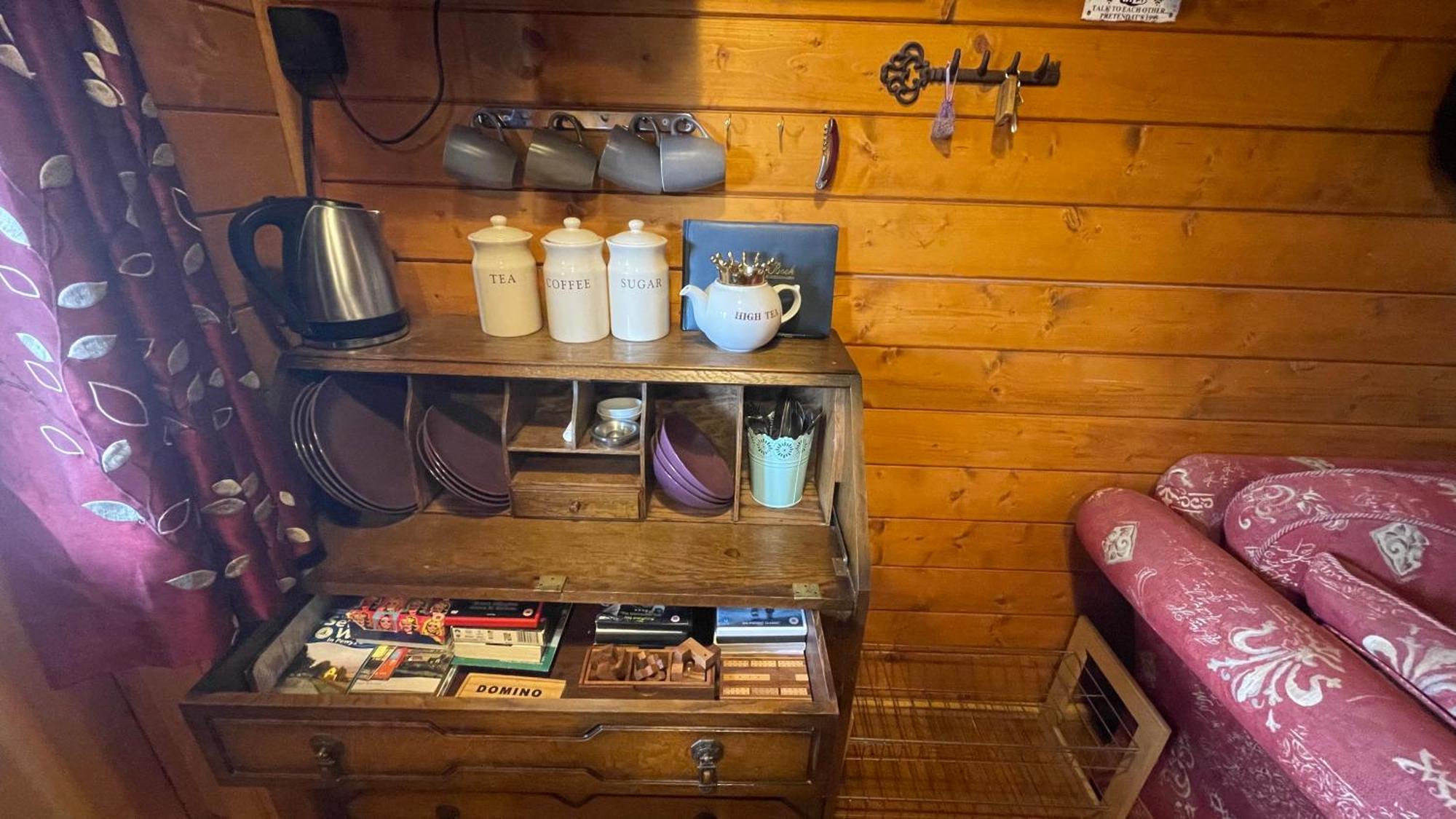 Blossom Cabin - Little Log Cabin In Wales นิวทาวน์ ภายนอก รูปภาพ